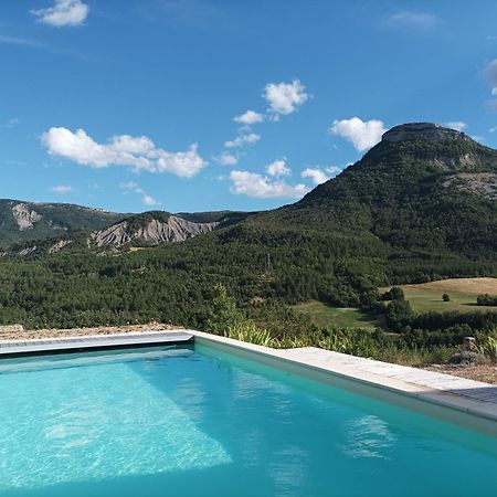 Un Petit Coin De Paradis Orpierre Kültér fotó