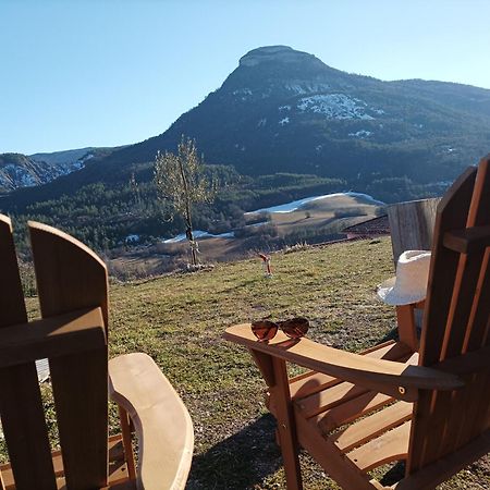 Un Petit Coin De Paradis Orpierre Kültér fotó