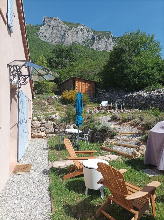 Un Petit Coin De Paradis Orpierre Kültér fotó